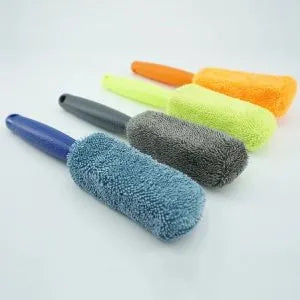 Microfiber Brush with Long Handle, Rim Cleaning